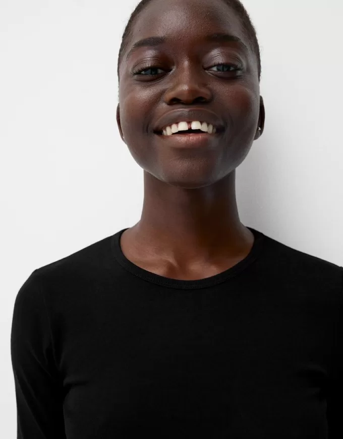 Long sleeve T-shirt Long sleeve T-shirt