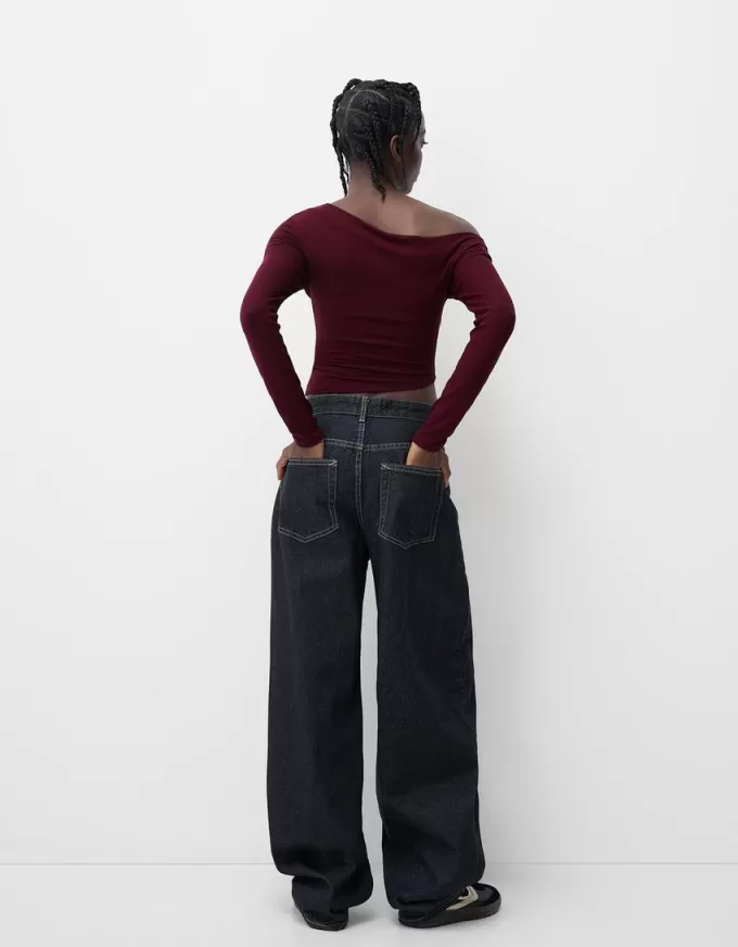 Long sleeve asymmetric T-shirt Long sleeve asymmetric T-shirt