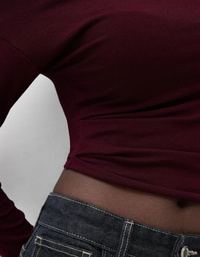 Long sleeve asymmetric T-shirt Long sleeve asymmetric T-shirt