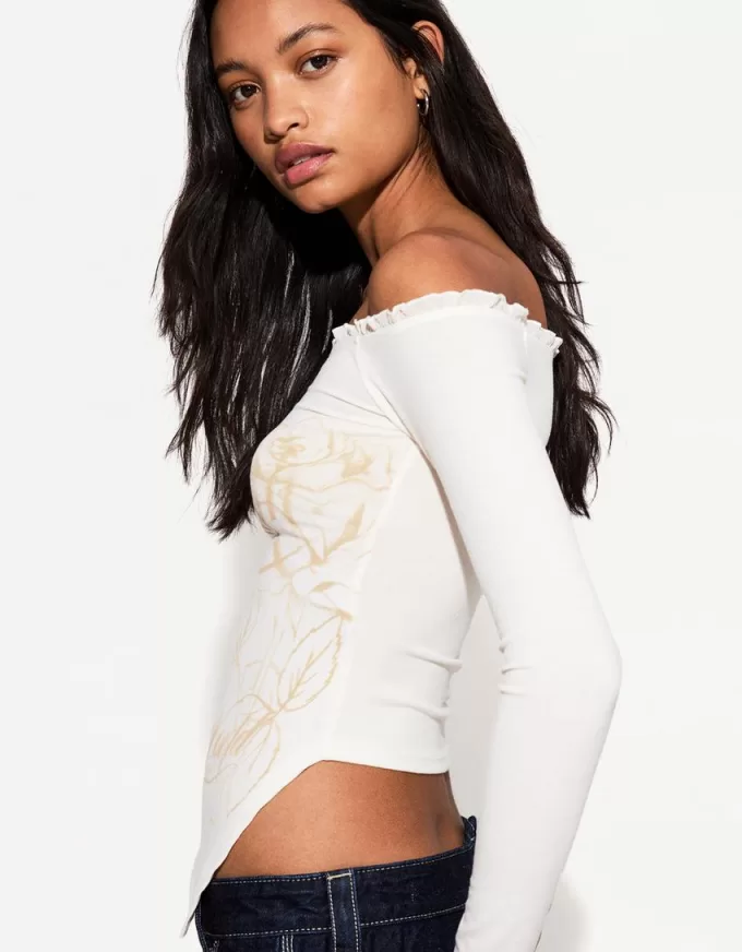 Long sleeve asymmetric T-shirt Long sleeve asymmetric T-shirt