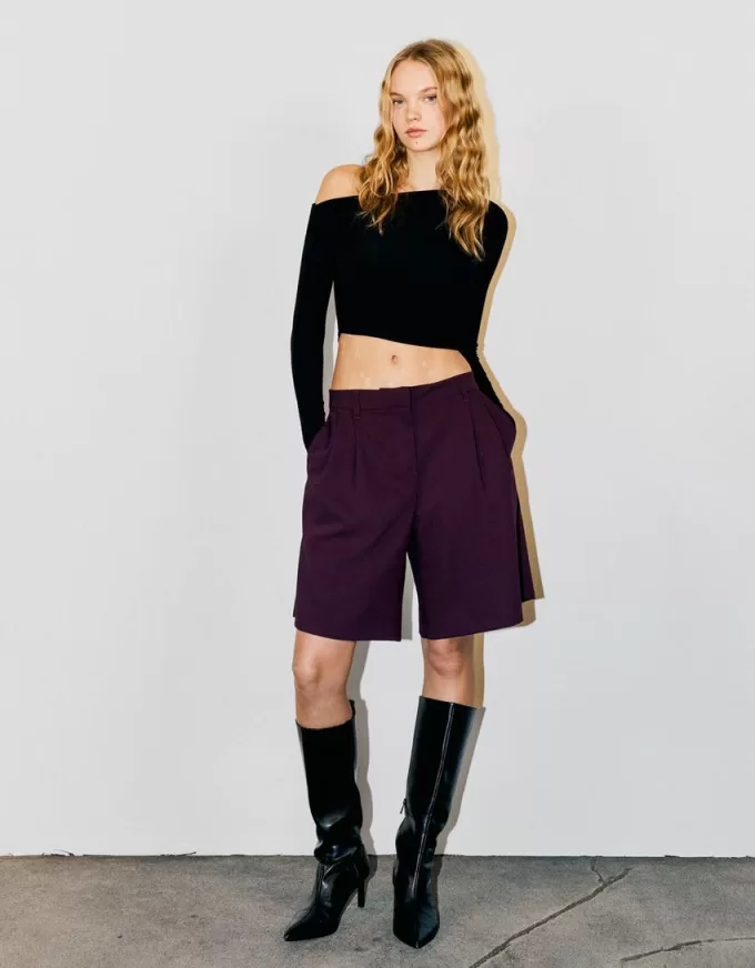 Long sleeve asymmetric T-shirt Long sleeve asymmetric T-shirt