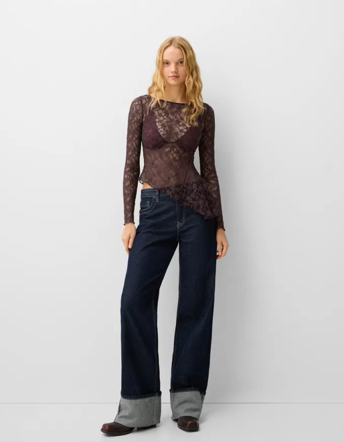 Long sleeve blonde lace top Long sleeve blonde lace top