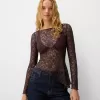 Long sleeve blonde lace top Long sleeve blonde lace top