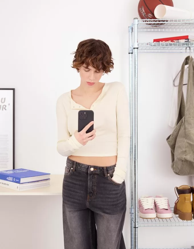 Long sleeve henley T-shirt Long sleeve henley T-shirt