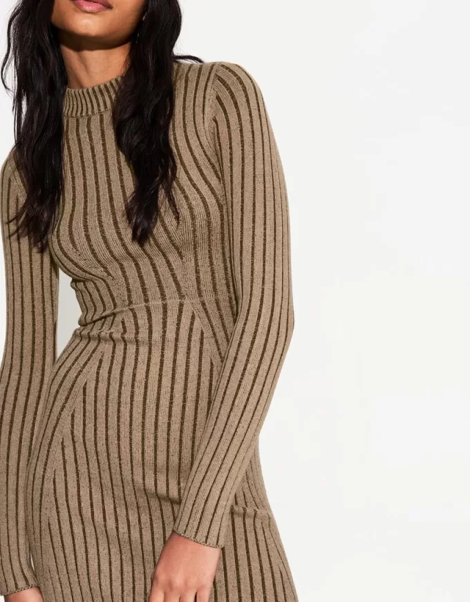Long sleeve mini ribbed dress