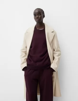 Long soft coat Long soft coat