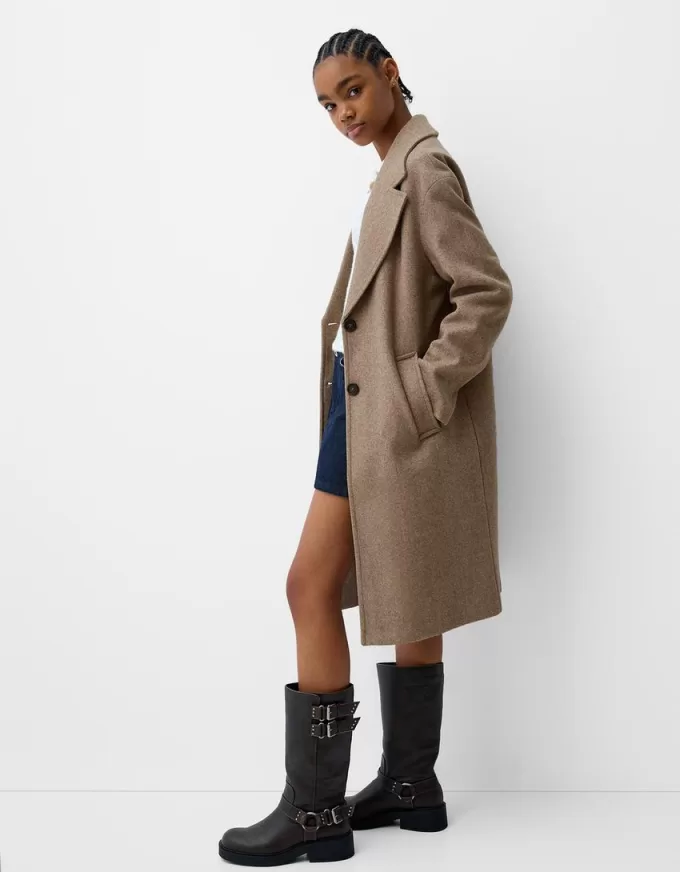 Long soft coat Long soft coat