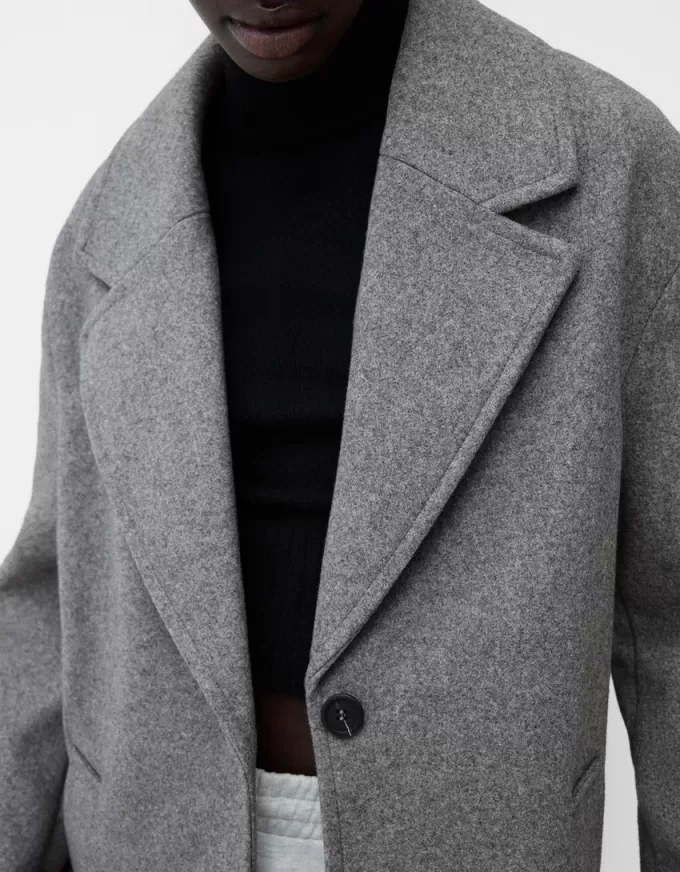 Long soft coat Long soft coat