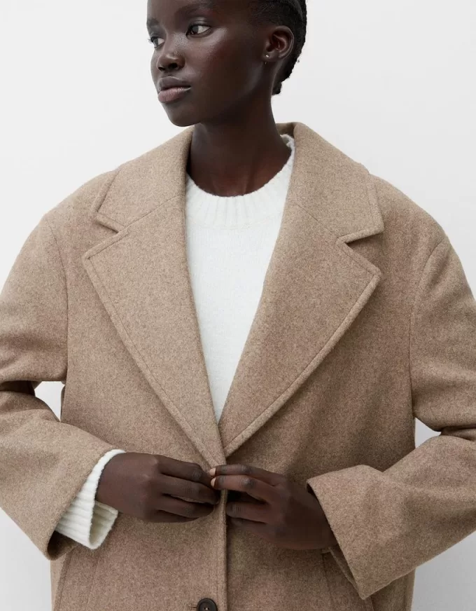 Long soft coat Long soft coat