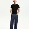 Loose-fit baggy jeans Loose-fit baggy jeans