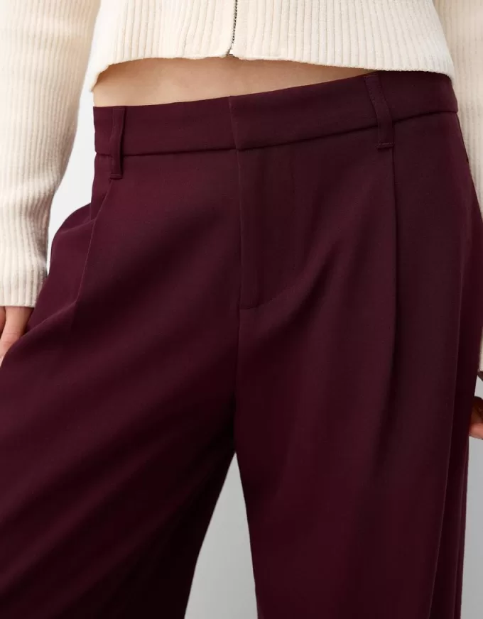 Low-rise baggy pants Low-rise baggy pants