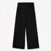 Low-rise baggy pants Low-rise baggy pants