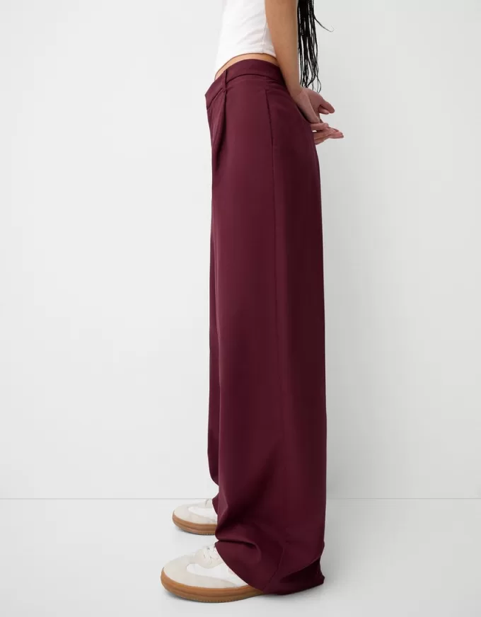 Low-rise baggy pants Low-rise baggy pants
