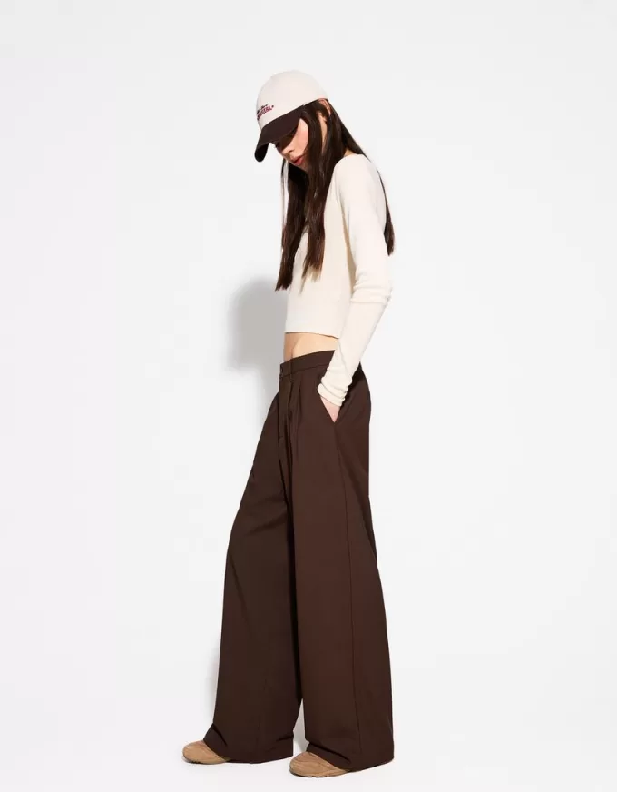 Low-rise baggy pants Low-rise baggy pants