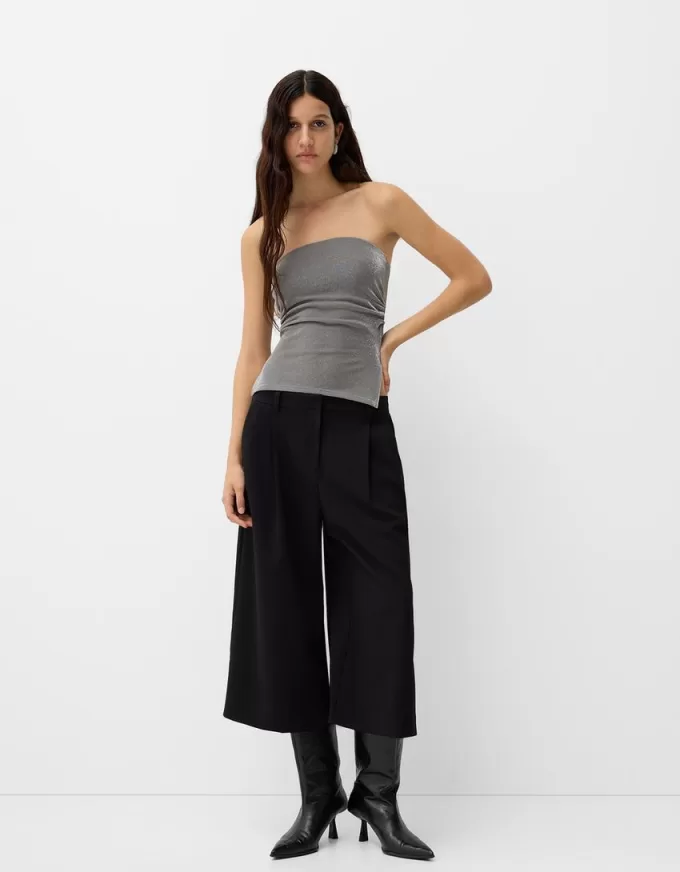 Metallic thread bandeau top with side vents Metallic thread bandeau top with side vents