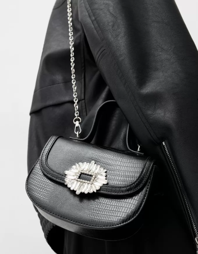 Minaudière with rhinestone clasp Minaudière with rhinestone clasp