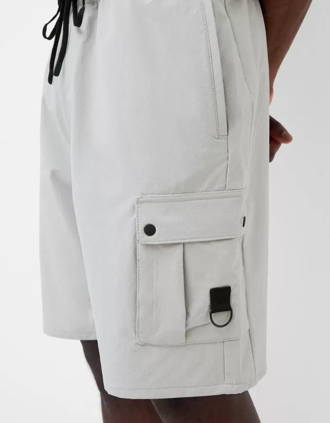 Multi-cargo technical Bermuda shorts Multi-cargo technical Bermuda shorts