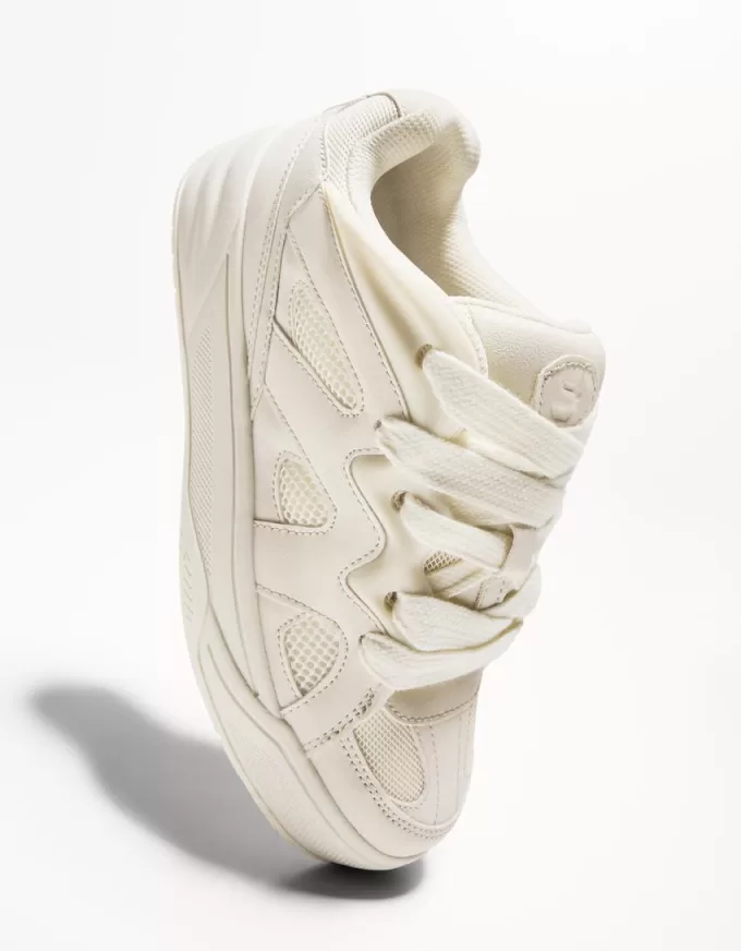 Multi-piece skate shoes Multi-piece skate shoes