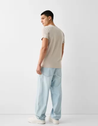 Muscle-fit short sleeve T-shirt