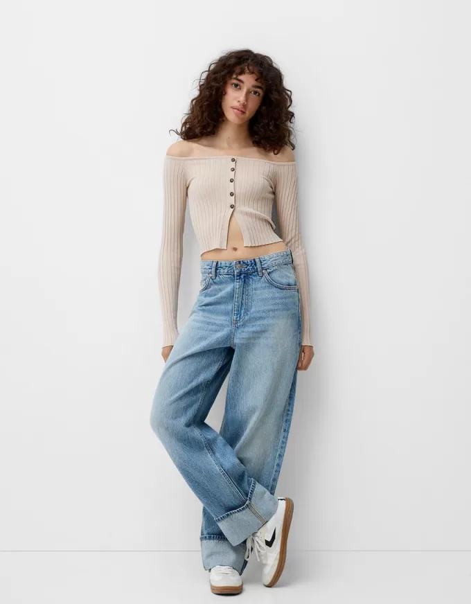 Open buttoned sweater with Bardot neckline Open buttoned sweater with Bardot neckline