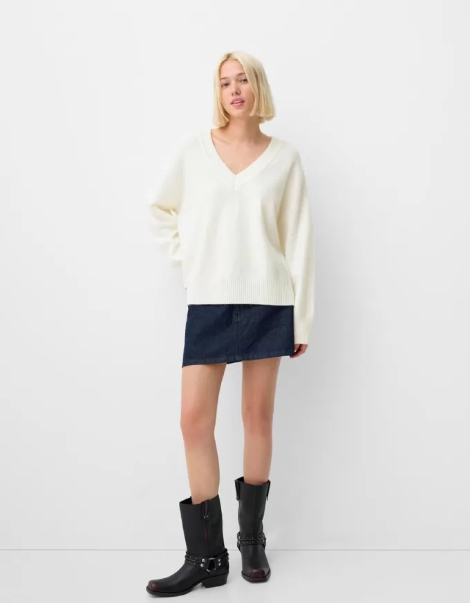 Oversize V-neck sweater Oversize V-neck sweater