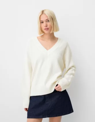 Oversize V-neck sweater