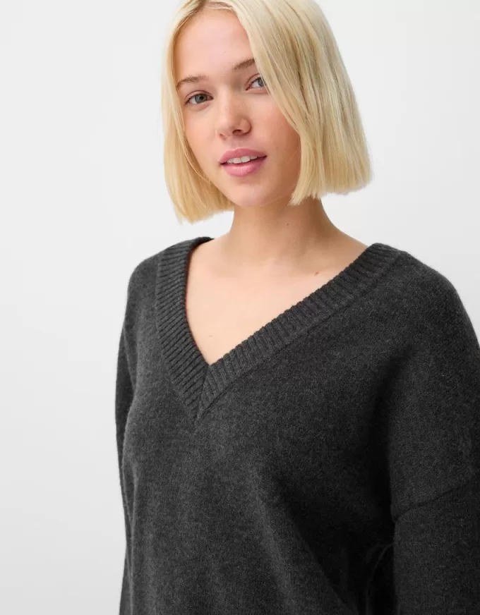 Oversize V-neck sweater Oversize V-neck sweater