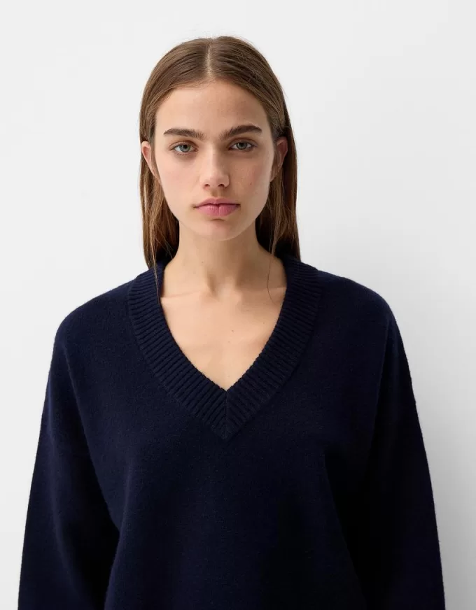 Oversize V-neck sweater Oversize V-neck sweater