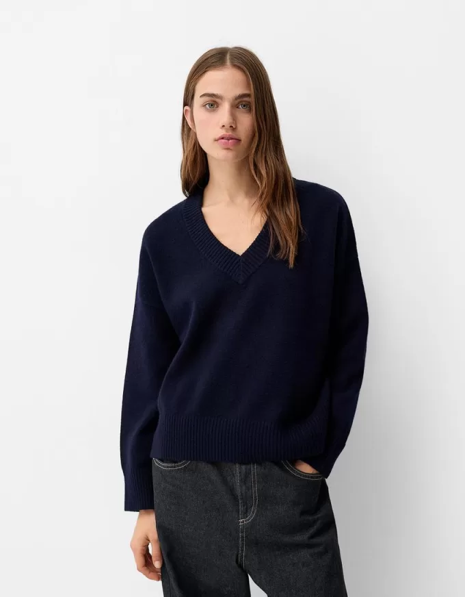 Oversize V-neck sweater Oversize V-neck sweater