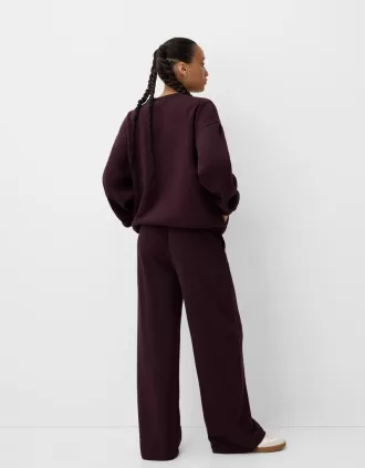 Oversize sweatshirt with side pockets