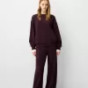Oversize sweatshirt with side pockets