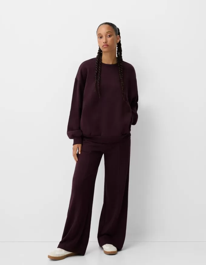 Oversize sweatshirt with side pockets
