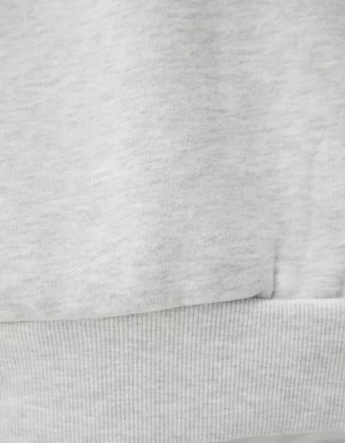 Oversize sweatshirt with side pockets Oversize sweatshirt with side pockets