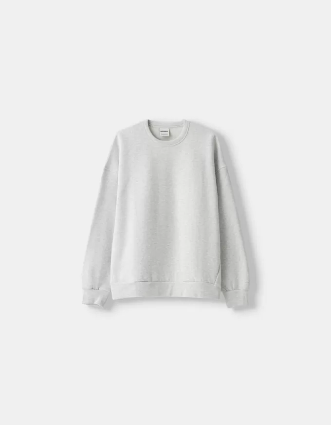 Oversize sweatshirt with side pockets Oversize sweatshirt with side pockets