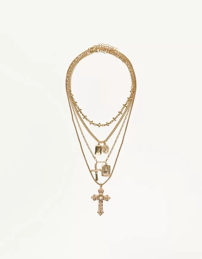 Pack of 4 pendant necklaces Pack of 4 pendant necklaces