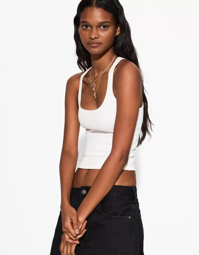 Pack of 4 pendant necklaces Pack of 4 pendant necklaces