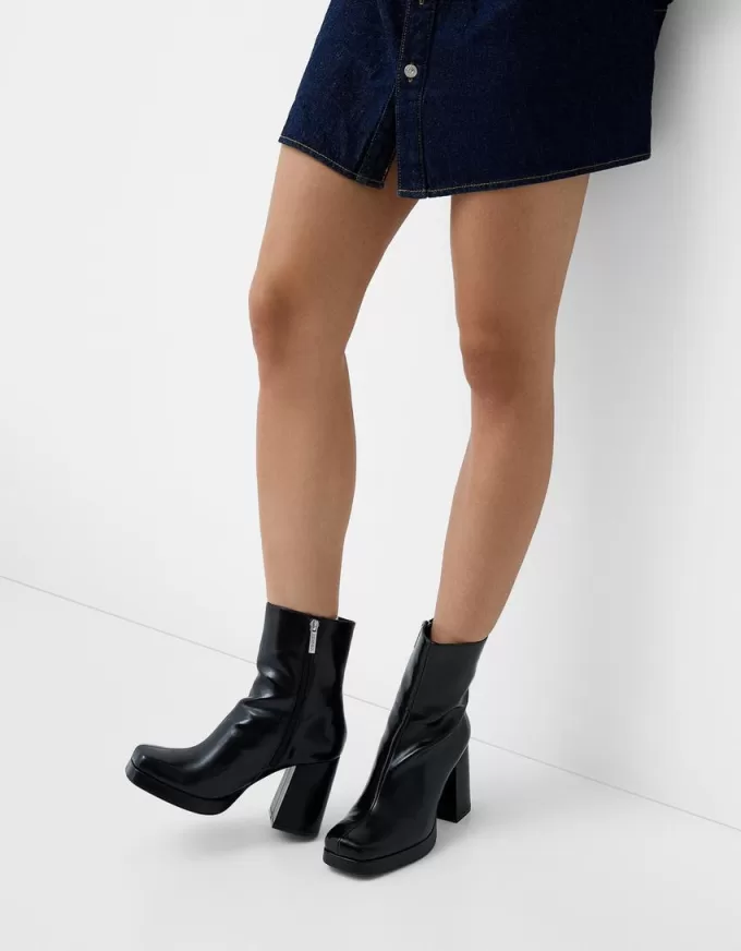 Platform high-heel ankle boots