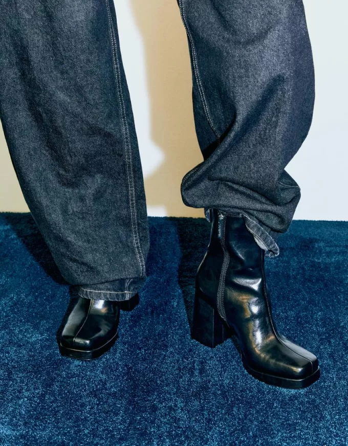 Platform high-heel ankle boots