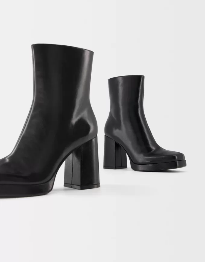 Platform high-heel ankle boots