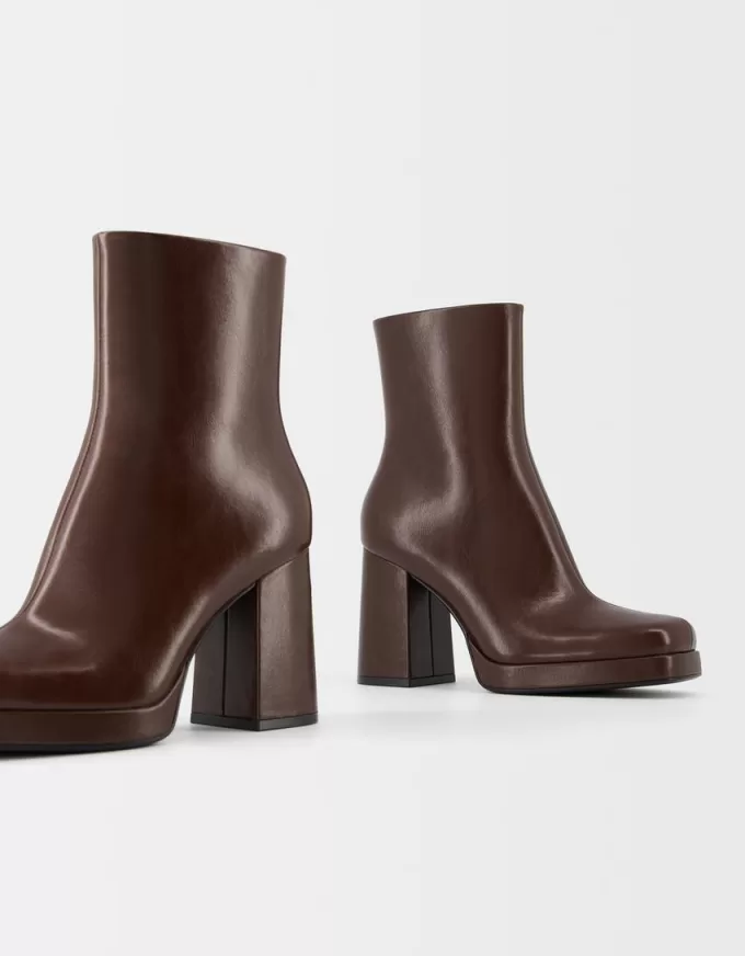 Platform high-heel ankle boots