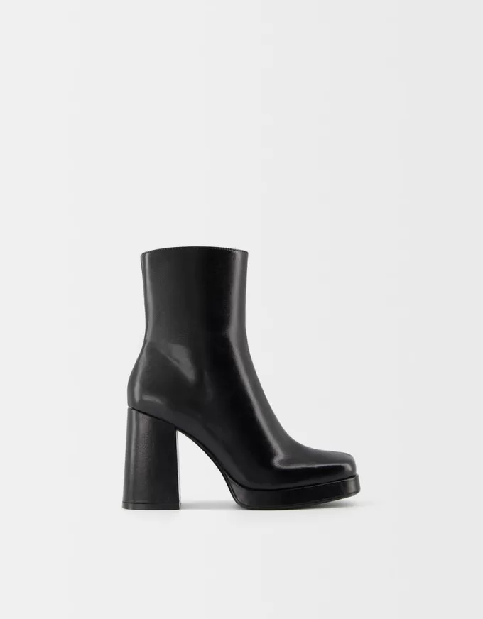 Platform high-heel ankle boots
