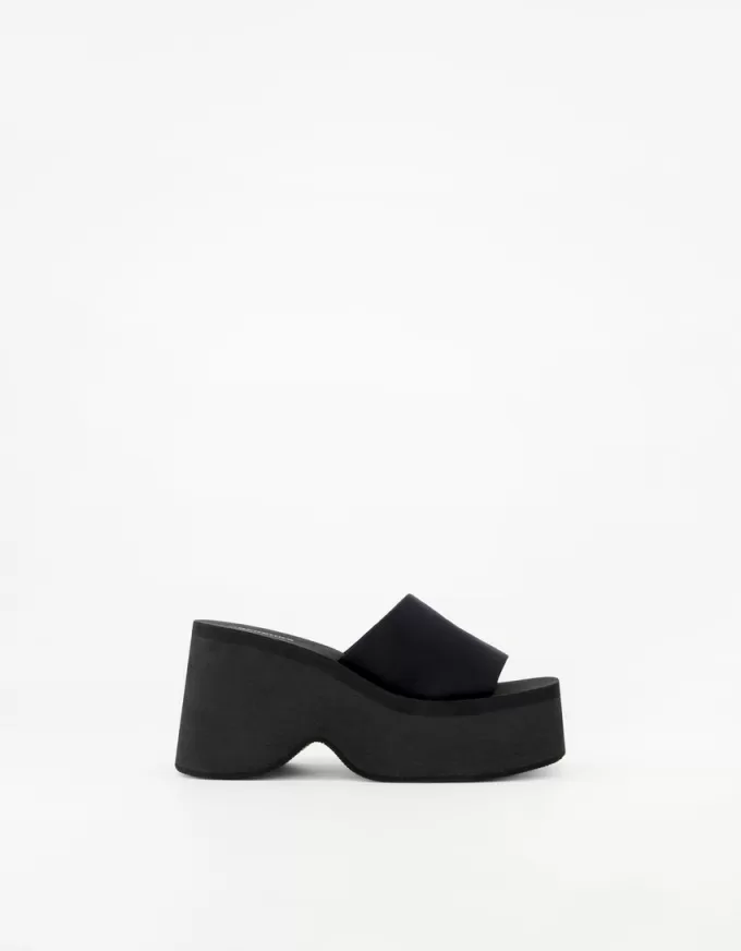 Platform mule sandals