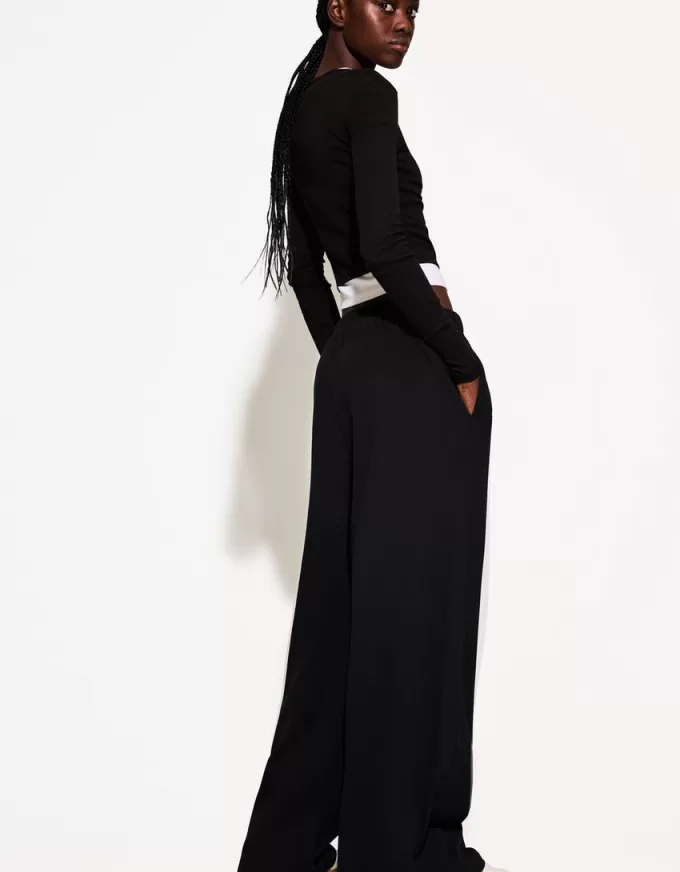 Plush pants with side seams Plush pants with side seams