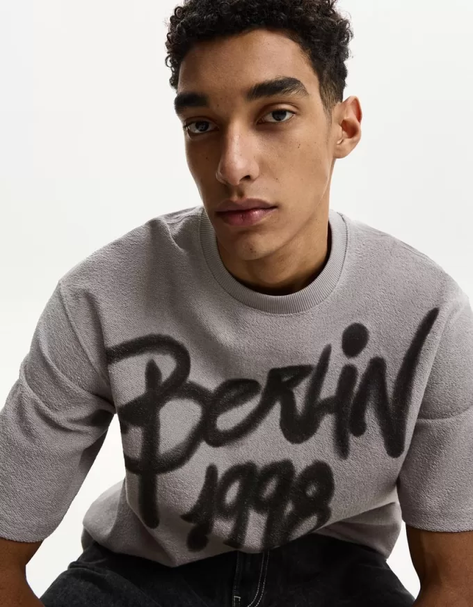 Printed short sleeve plush T-shirt Printed short sleeve plush T-shirt