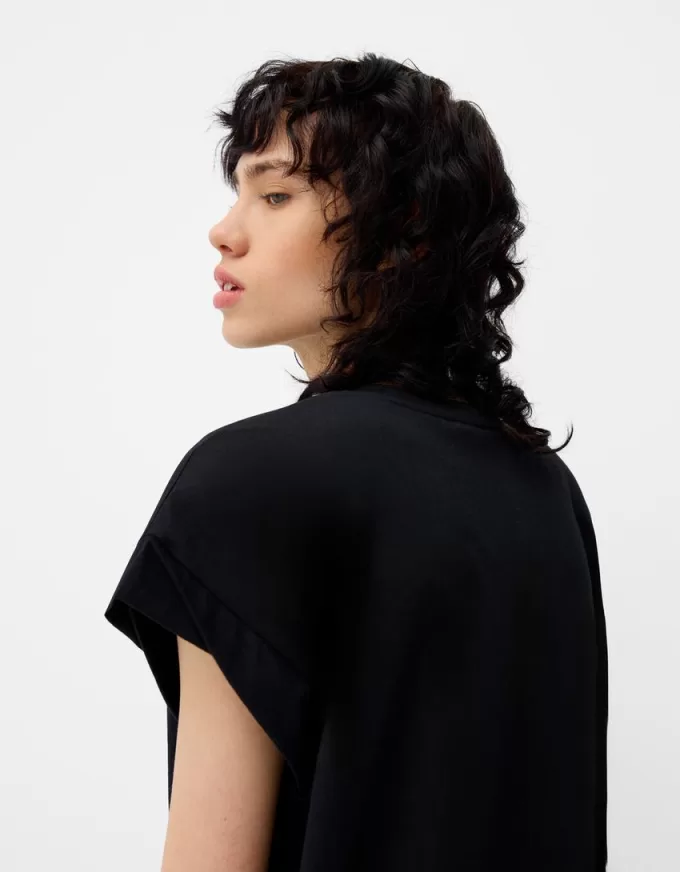 Printed sleeveless T-shirt