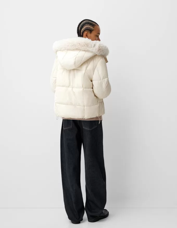 Puffer jacket with faux fur hood