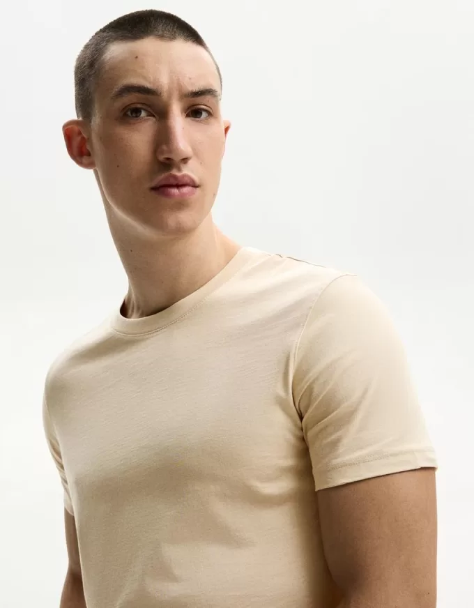 Regular short sleeve T-shirt Regular short sleeve T-shirt