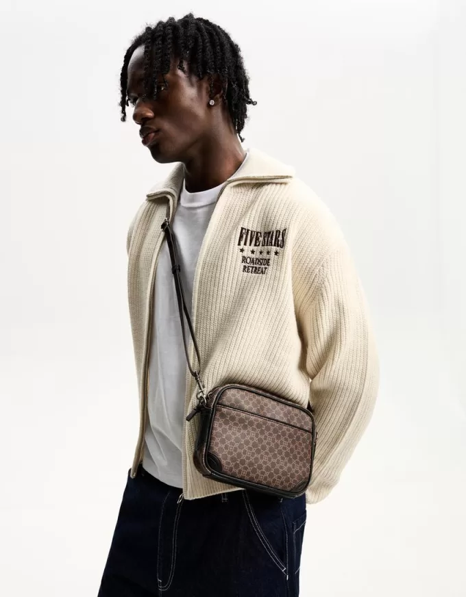 Retro crossbody bag with print Retro crossbody bag with print