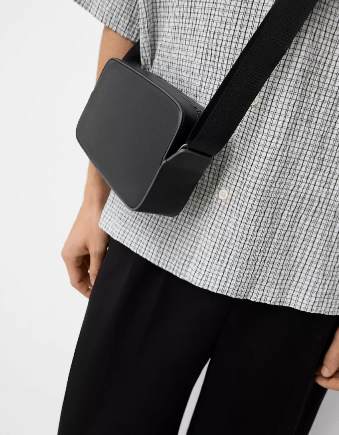 Rigid crossbody minaudière Rigid crossbody minaudière