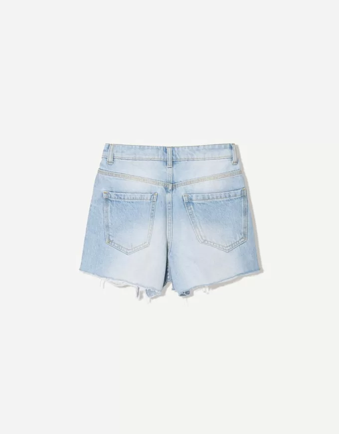 Ripped denim shorts Ripped denim shorts